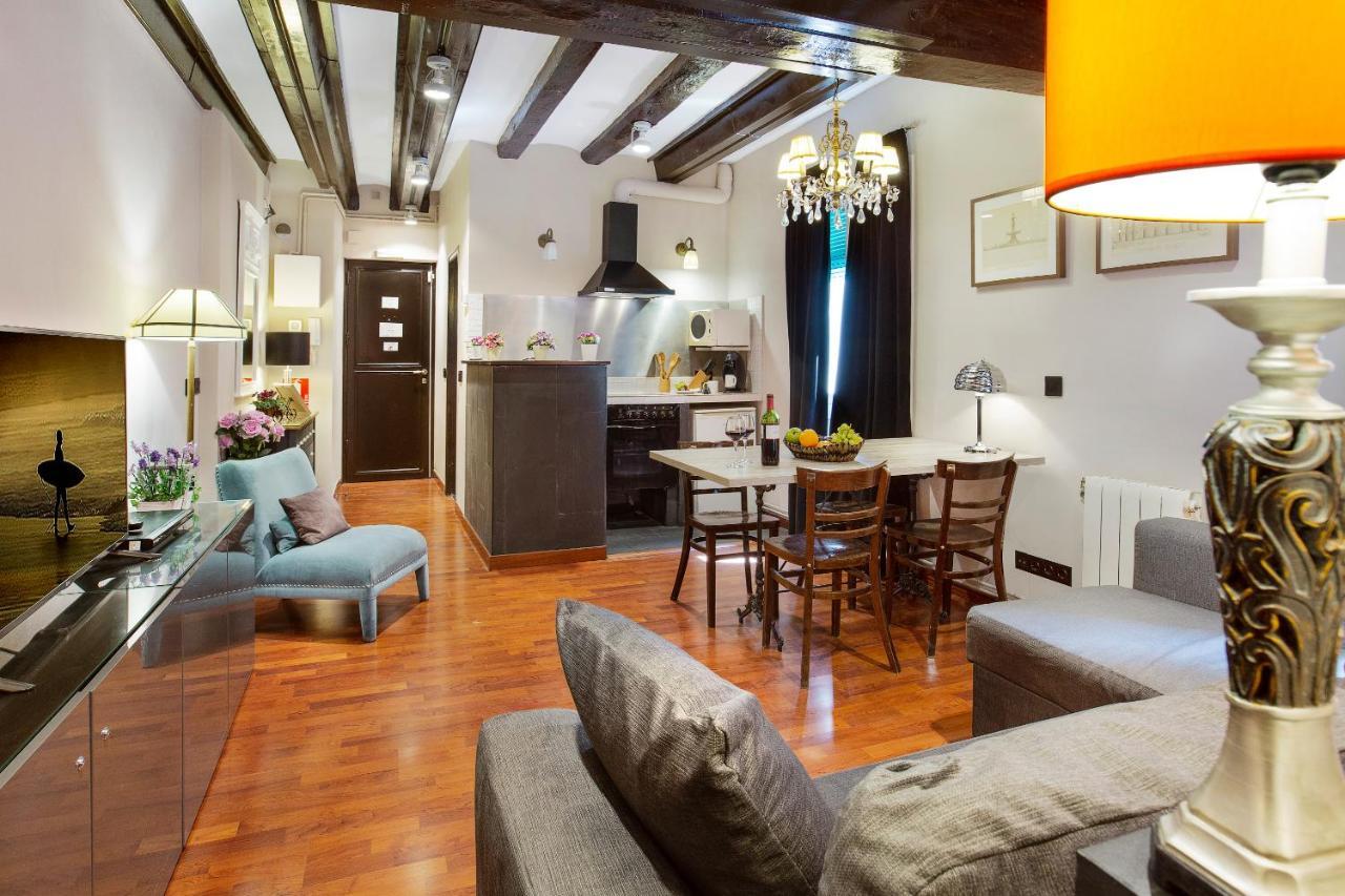 ברצלונה Stay U-Nique Apartments Carretes מראה חיצוני תמונה